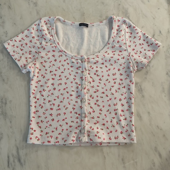 Brandy Melville Floral Print Button Up Scoop Neck Top - Picture 2 of 6